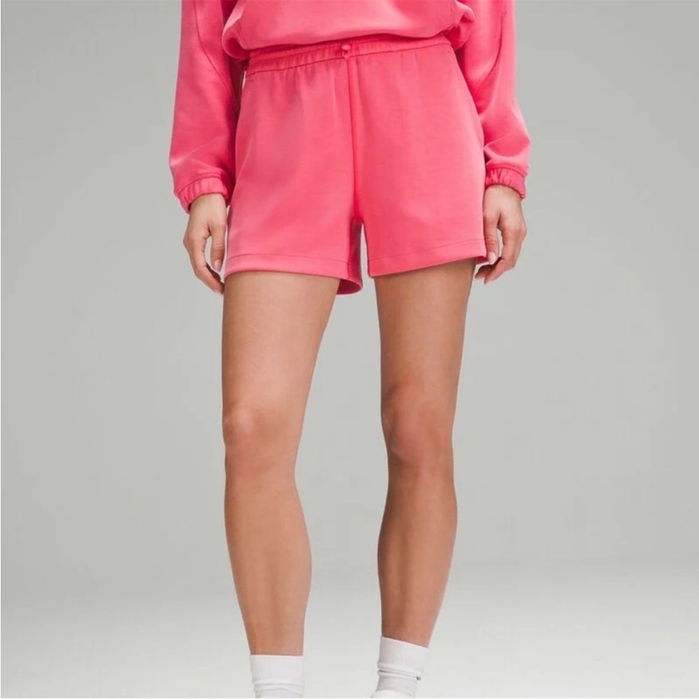 Lululemon Softstreme High-Rise Short 4" In Glaze Pink Shorts Size 4